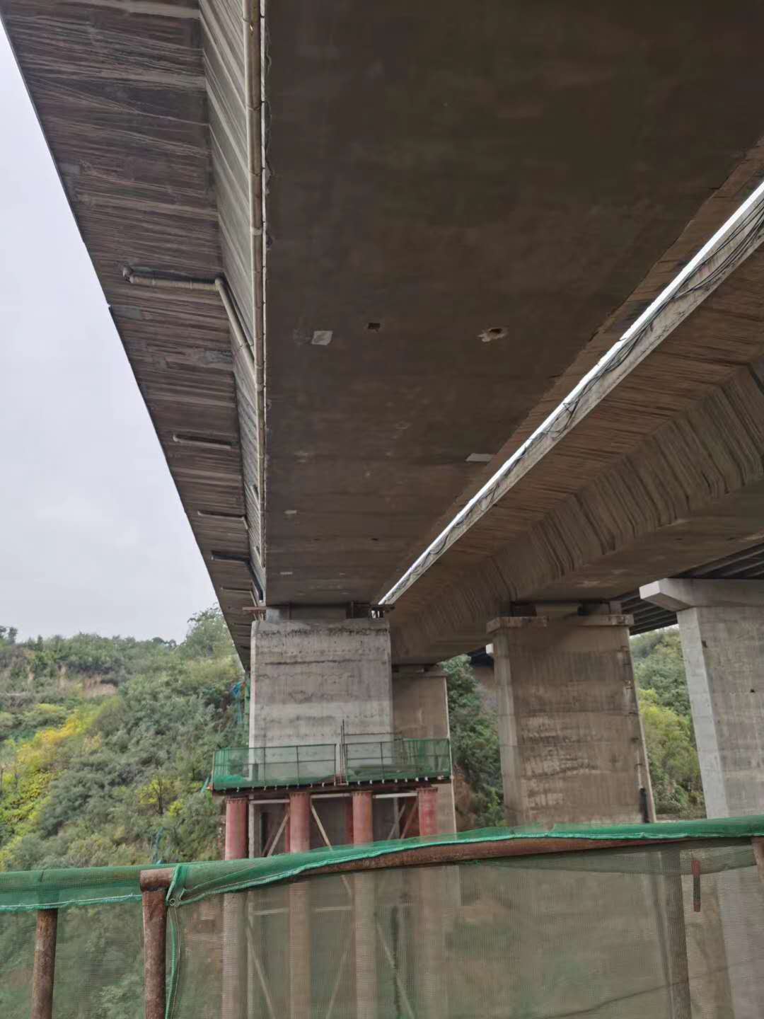 合肥桥梁加固前制定可行设计方案图并用对施工方法